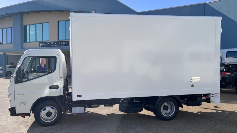 2024 Fuso Canter 515 LIDERKIT LIGHTWEIGHT BODY AND LOADER 