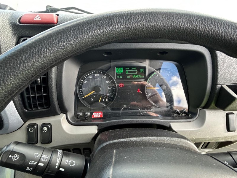 2022 Fuso Canter 515 Box Truck AUTO 