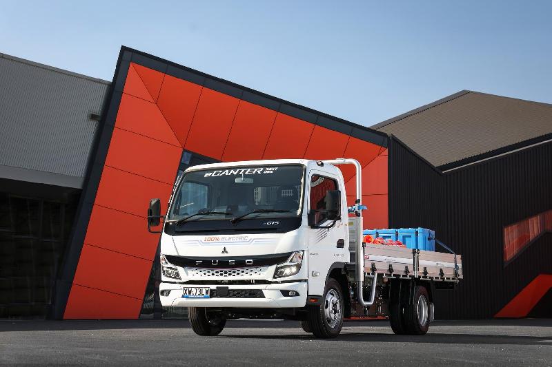 2025 Fuso eCanter e615