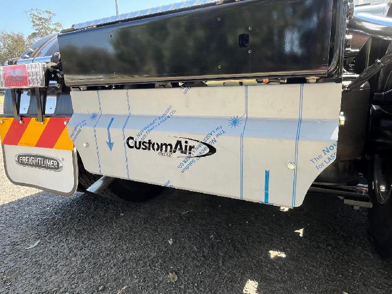 2025 Freightliner Cascadia 126 Microwave TV Cabinets and Custom Air Con ready 