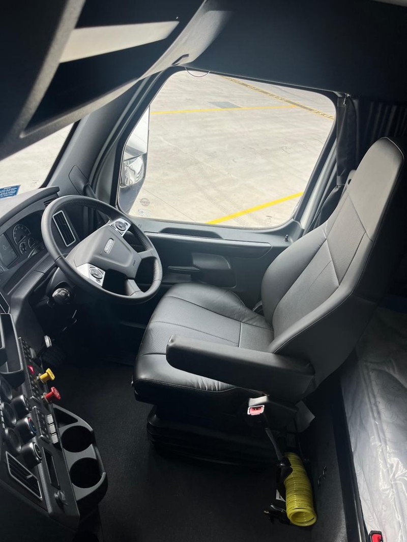 Velocity Truck Centers Australia