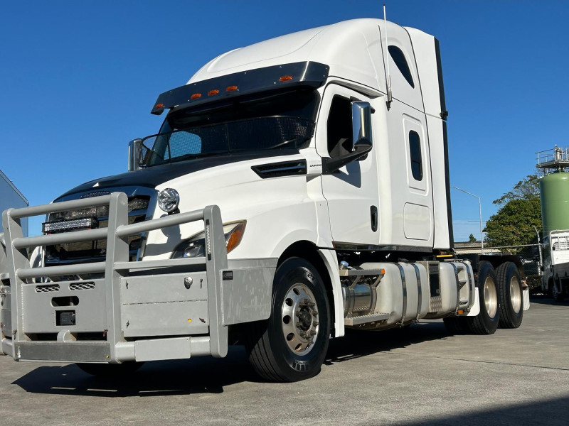 2022 Freightliner Cascadia 126 Available now 