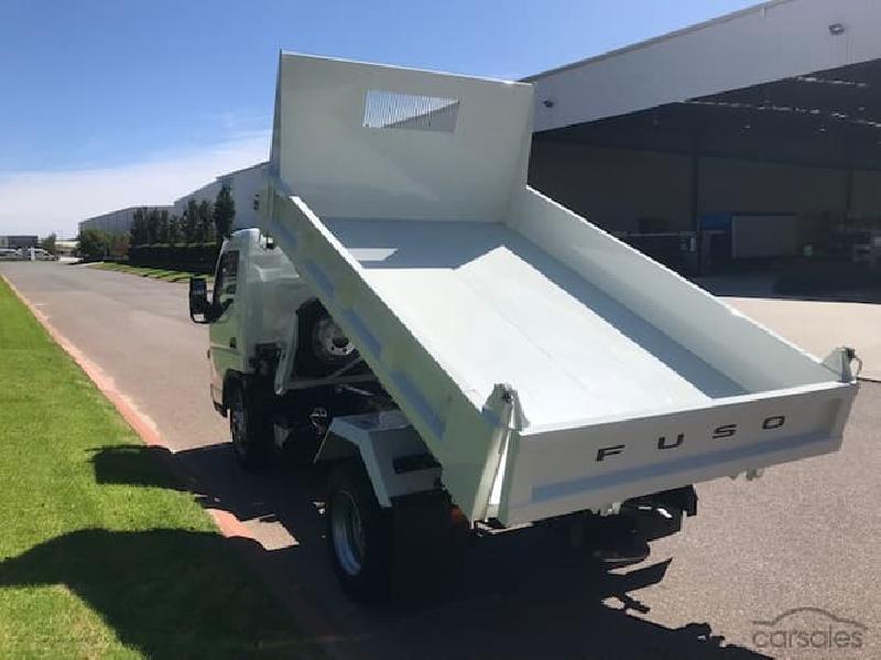 2023 Fuso Canter 815 WHITE