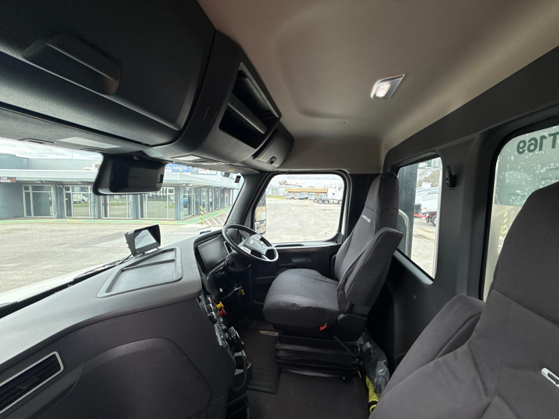 Velocity Truck Centers Australia
