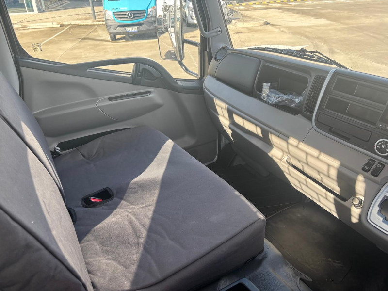 2026 Fuso Canter 515 Alloy Tray Canter Wide Cab MWB Trade Mate 