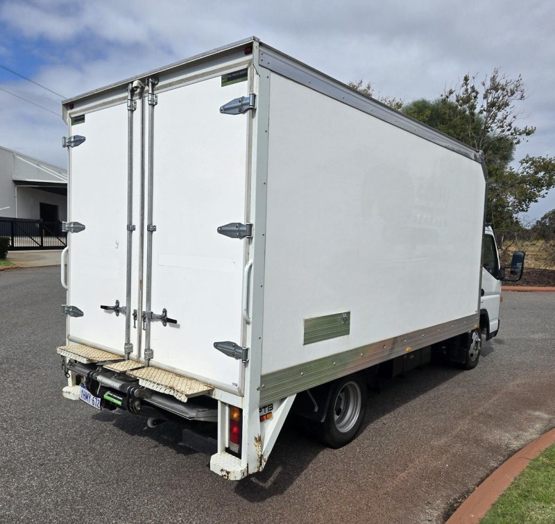 2021 Fuso Canter 515 