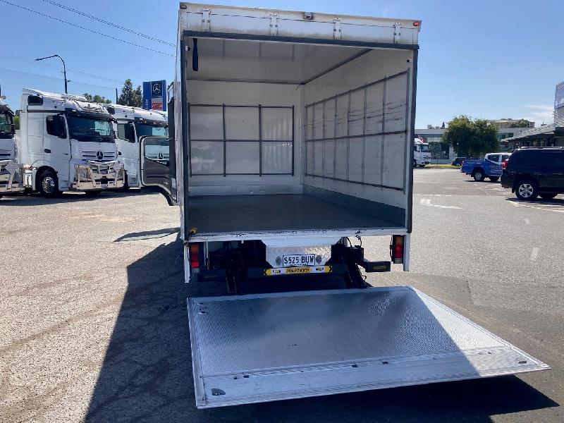 2018 Fuso Canter 515 