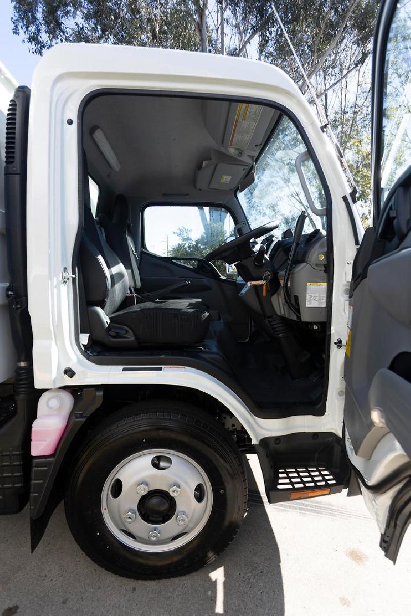 2024 Fuso Canter 615 Tipper City 