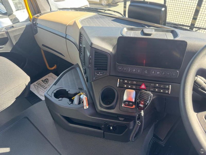 Velocity Truck Centers Australia