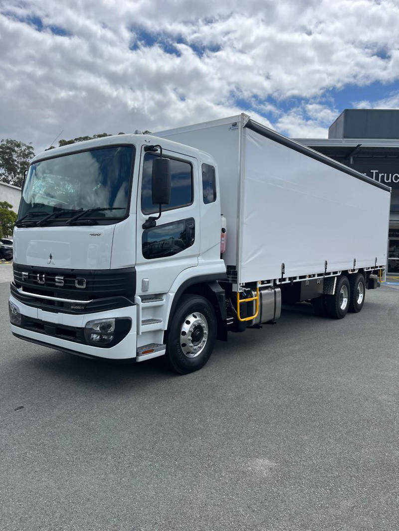 2026 Fuso Shogun FV84 400 Curtainsider 8700mml with a 3T DHollandia Tailgate 