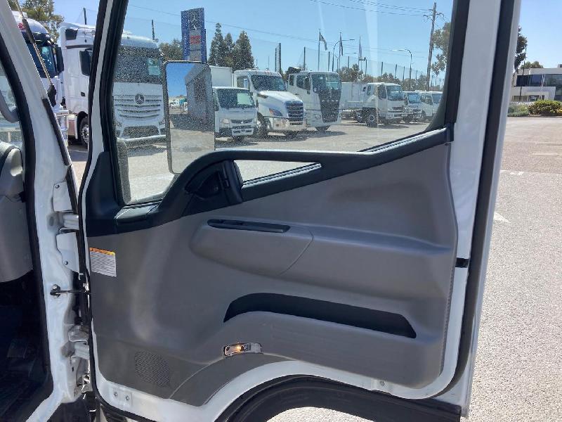 2018 Fuso Canter 515 