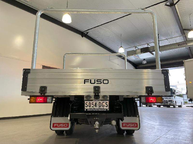 2025 Fuso CANTER 515 