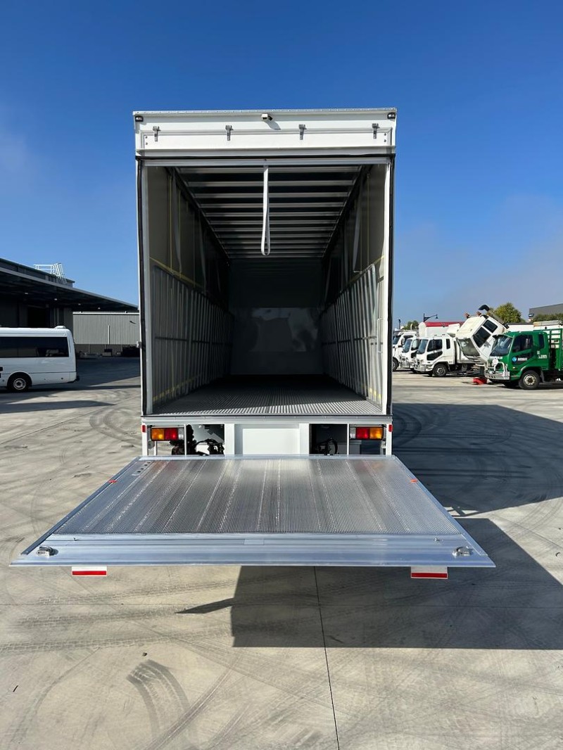 2024 Fuso Fighter 2427 14 Pallet Curtainsider 