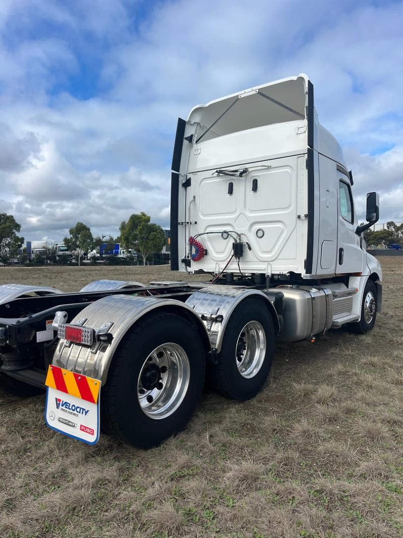 Velocity Truck Centers Australia