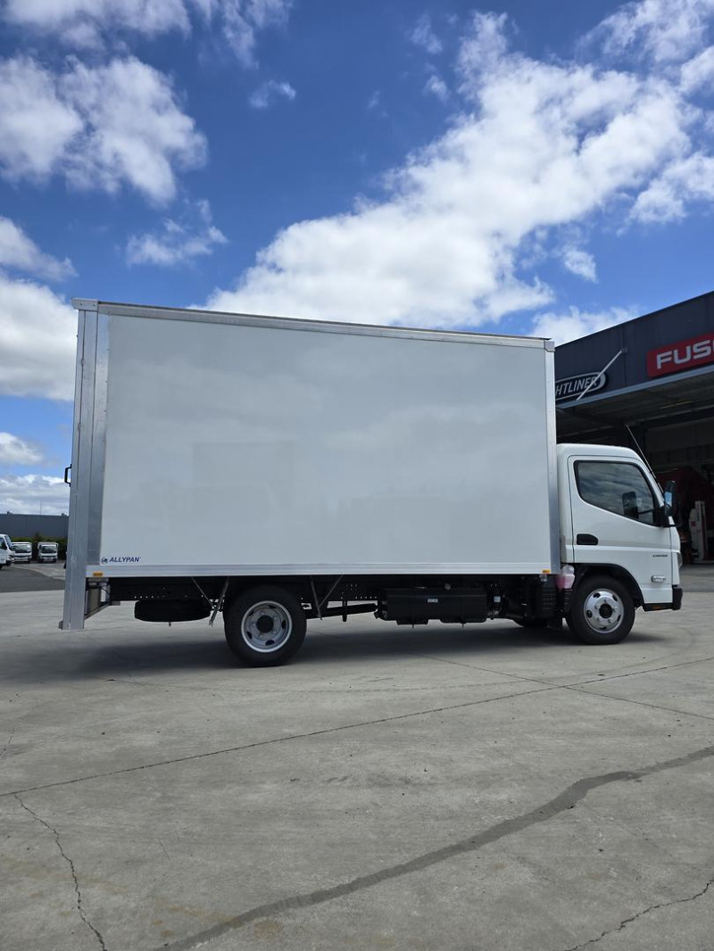 2025 Fuso Canter 515 2025 Fuso Canter 515 Ally Pantech with Roller Door 