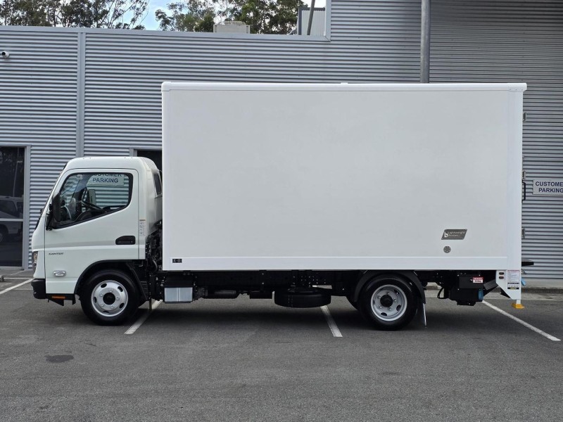 2025 Fuso Canter 515 PANTECH 