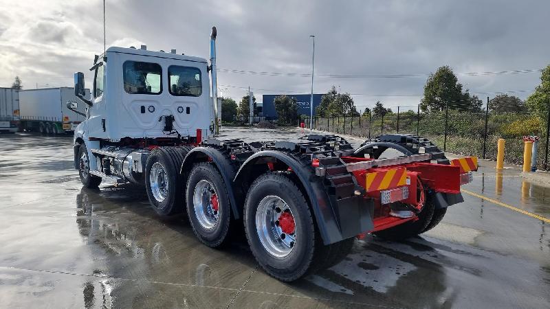 2024 Freightliner Cascadia 126 Tipper 