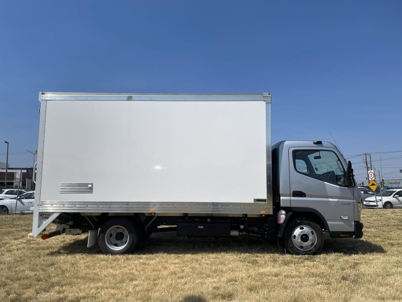 2025 Fuso Canter 515 Factory Metallic Silver 