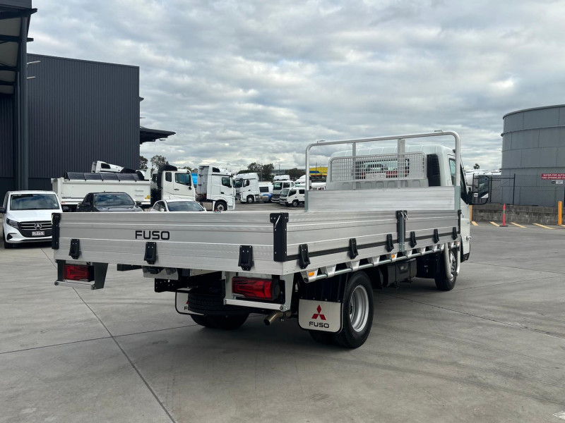 2025 Fuso Canter 615 