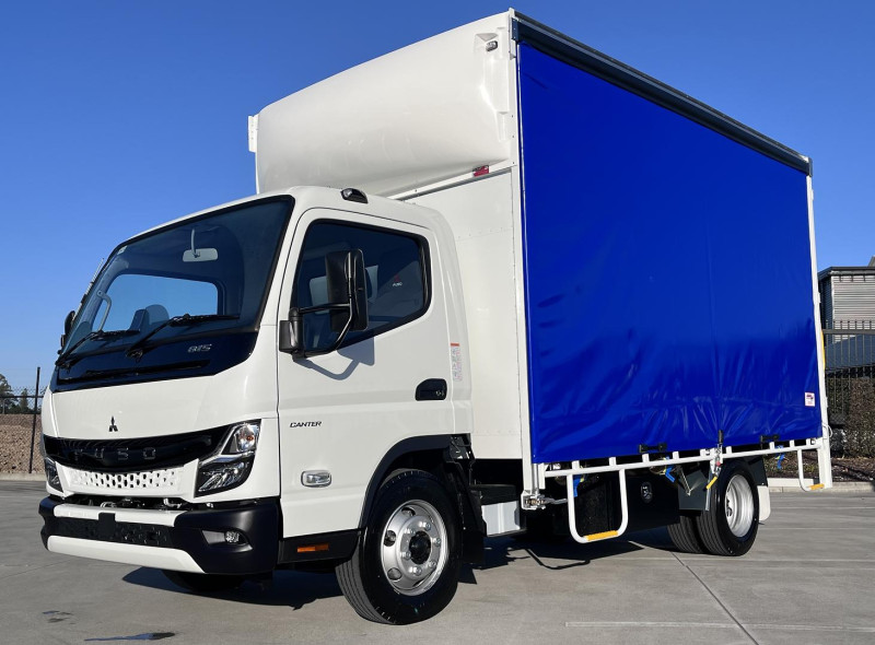 2026 Fuso Canter 815 6 PALLET CURTAINSIDE BODY 