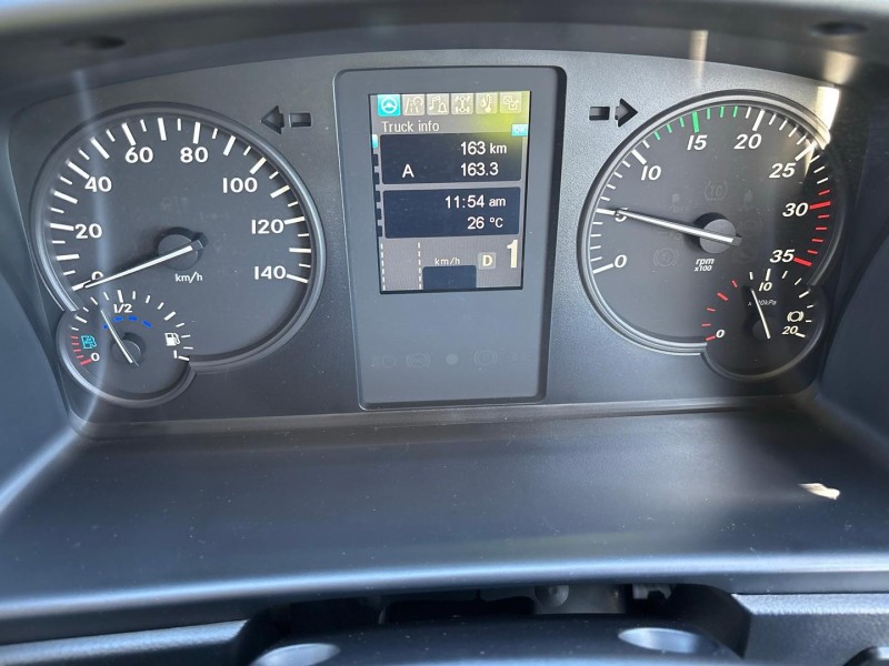 2025 Fuso Fighter 2427 TAUTLINER 