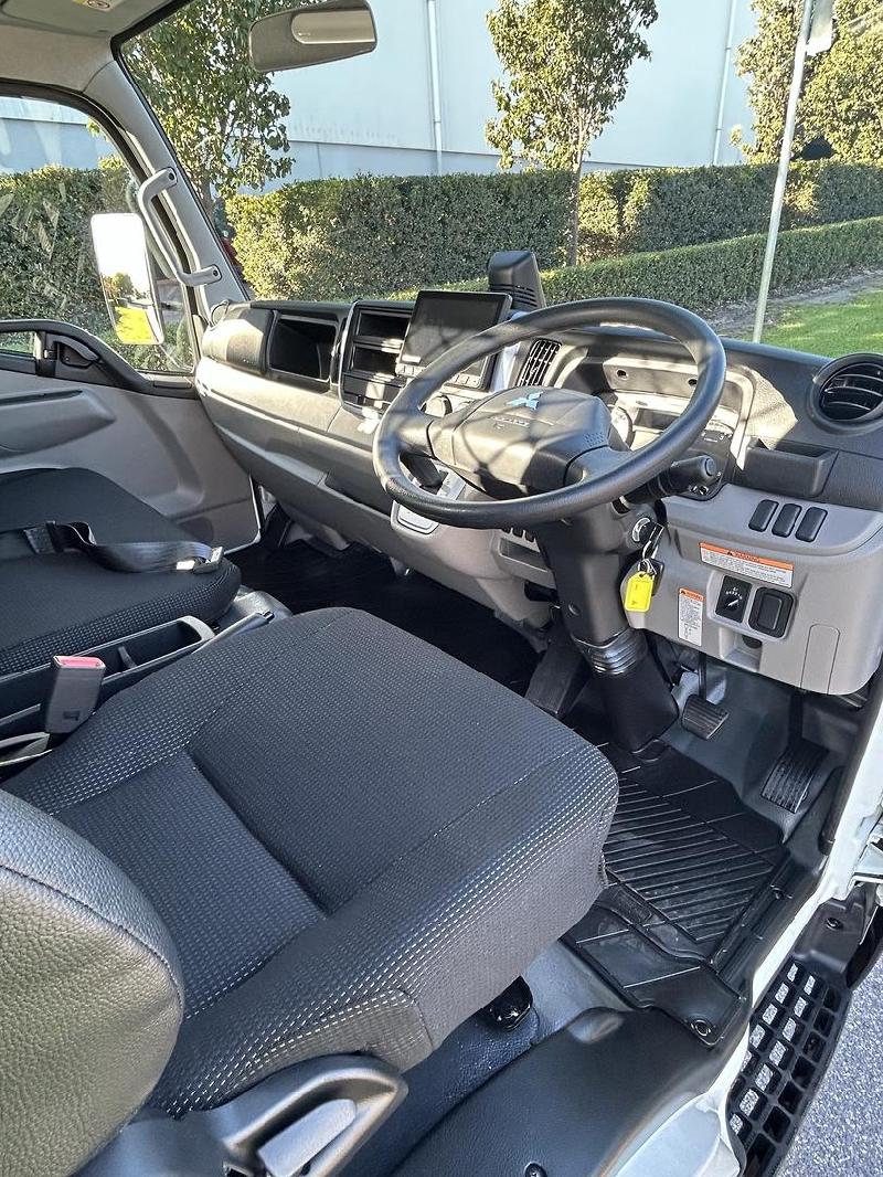 2025 Fuso Canter 515 Wide 515 