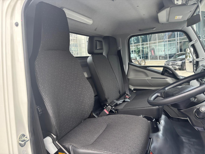 2025 Fuso Canter 615 