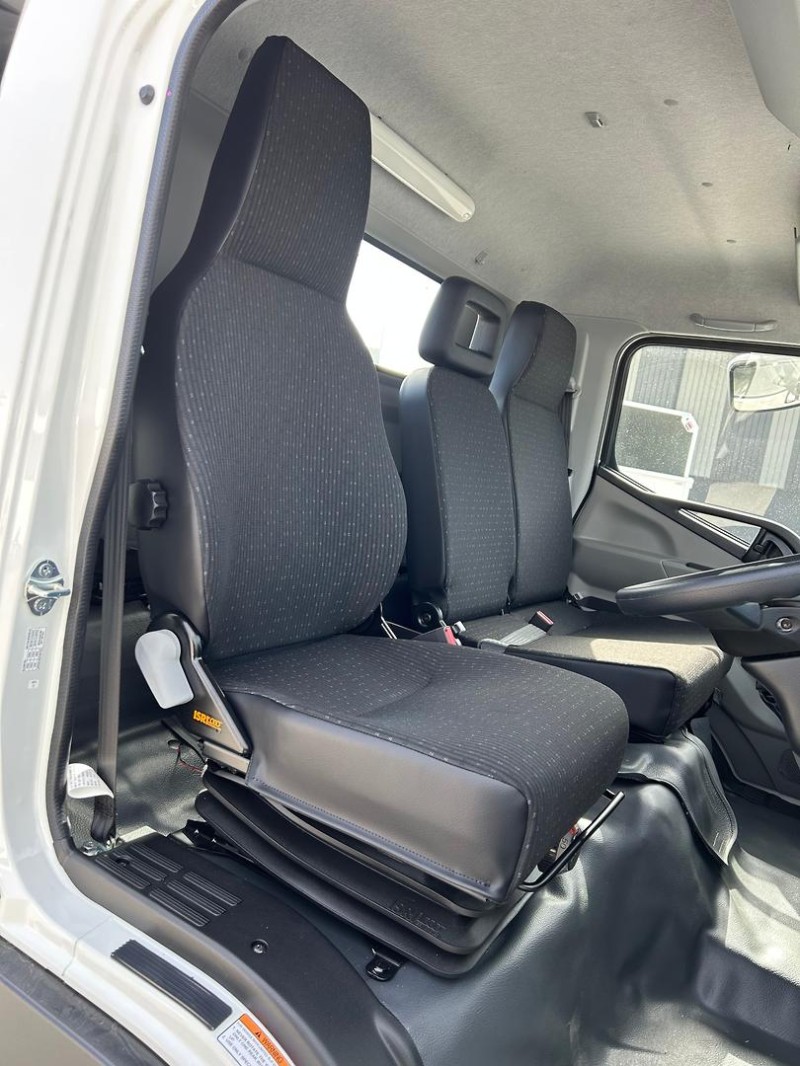 2026 Fuso Canter 4x4 4x4 CANTER IN STOCK READY FOR CUSTOM BODY 