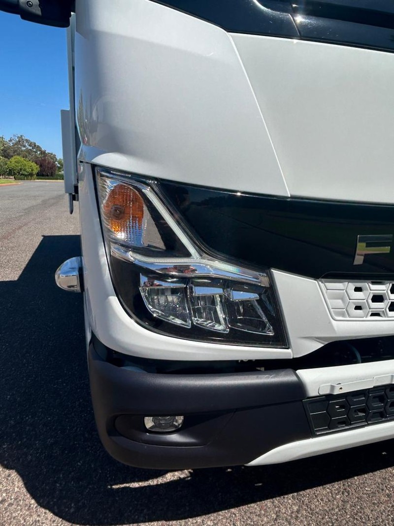 2025 Fuso Canter 615 Tipper Ex Demo 