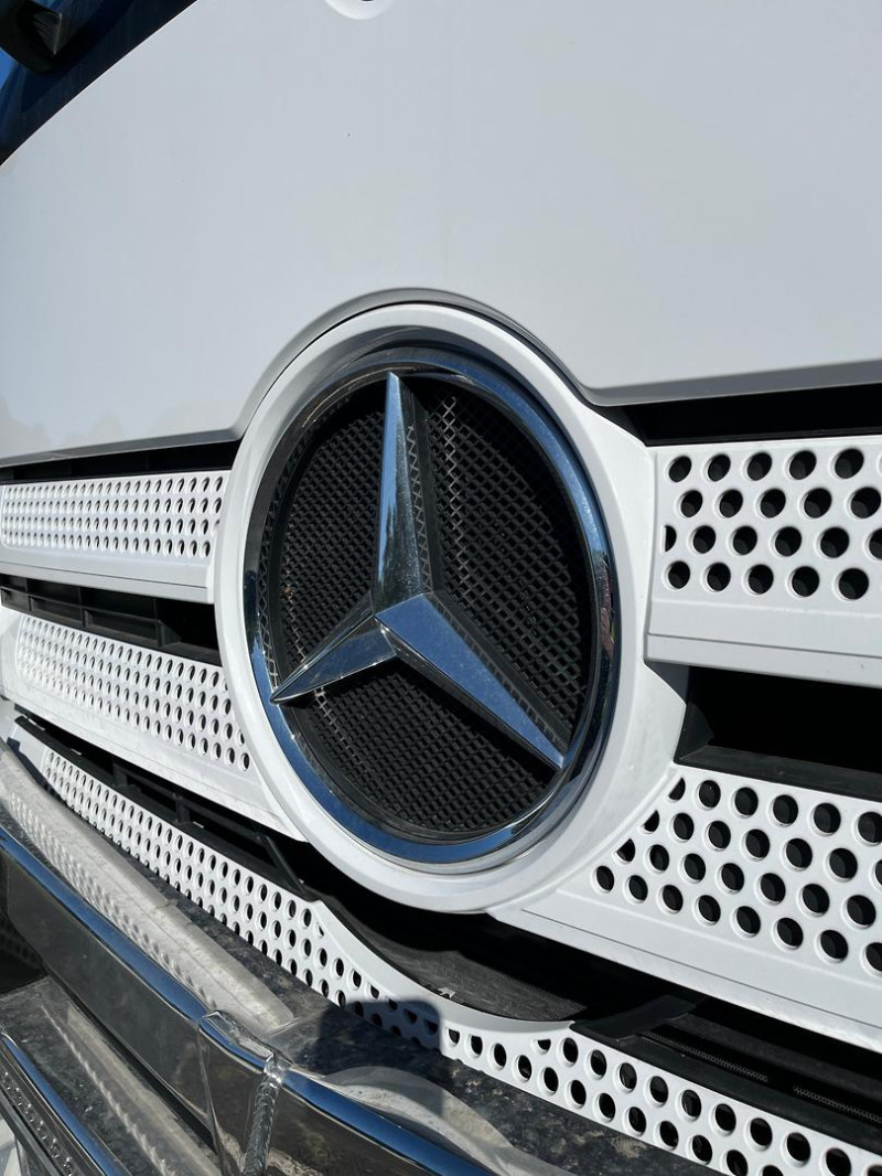 2025 Mercedes-Benz Actros 2663 BIG GIGASPACE with Microwave included image 6
