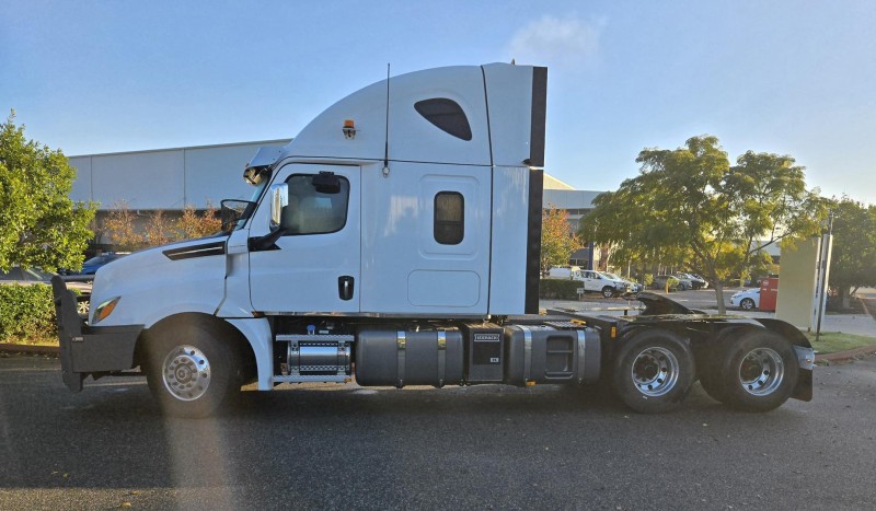2022 Freightliner Cascadia 126 