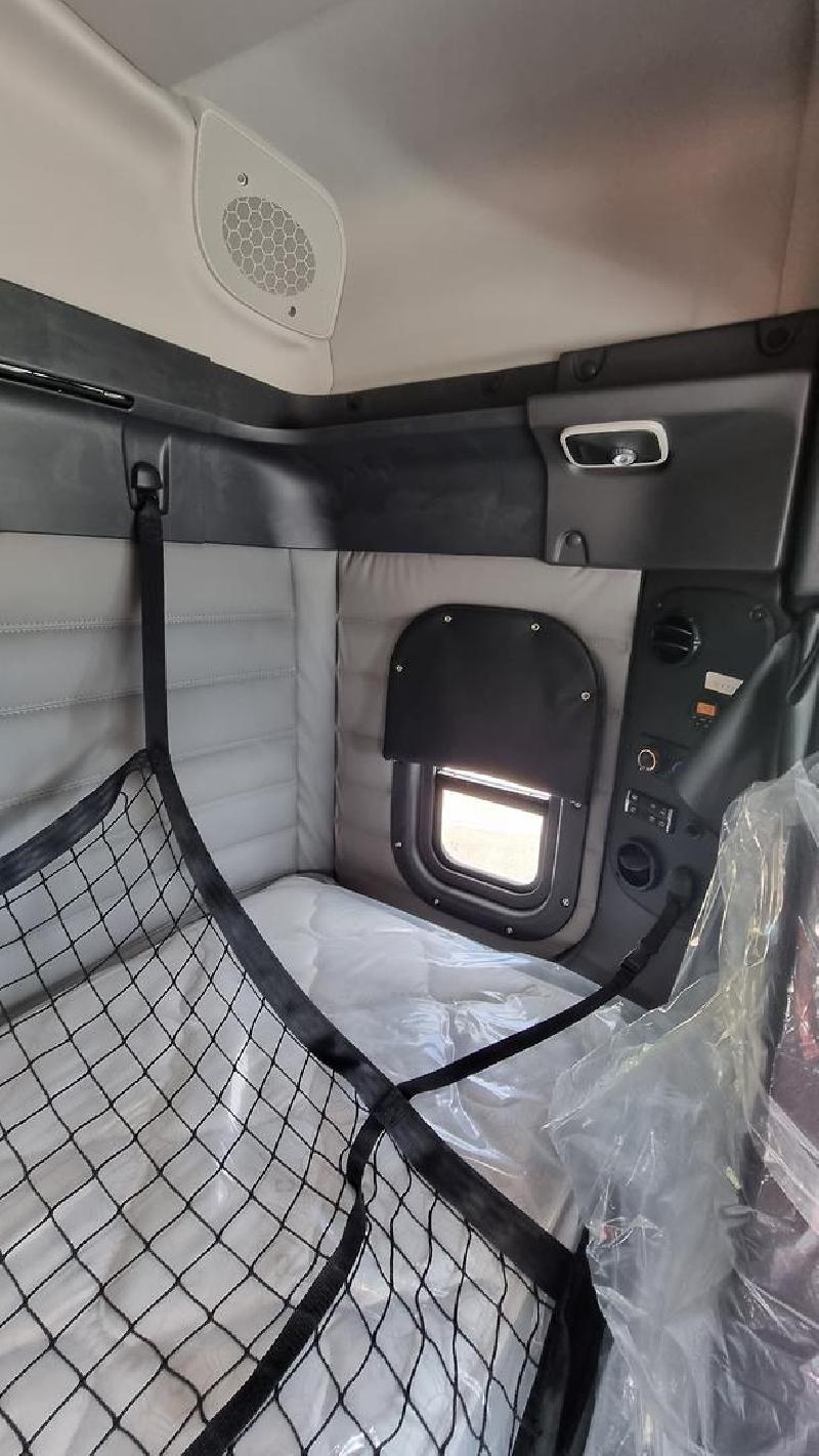 2024 Freightliner Cascadia 116 