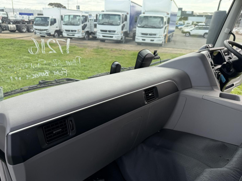 2025 Fuso Shogun FV84 400 14 Pallet Pantech with Tailgate 