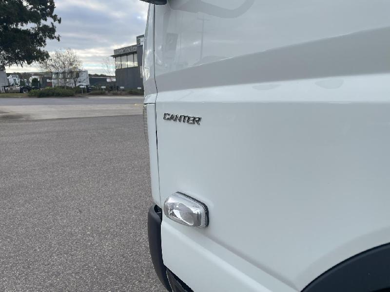 2025 Fuso Canter 815 