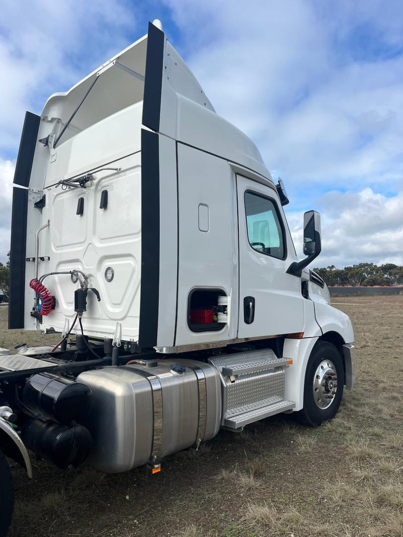 2024 Freightliner Cascadia 126 New and Ready to Start Work 