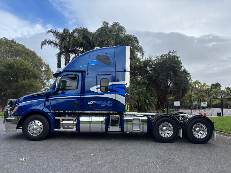 2022 Freightliner Cascadia 126 140 tne Road train prime mover 