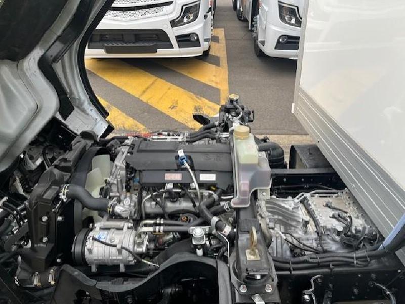 2023 Fuso Canter 515 