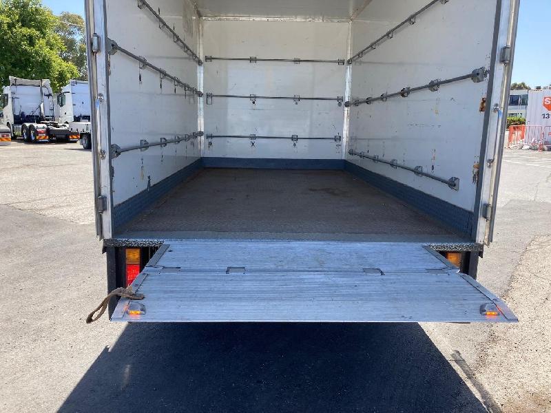 2018 Fuso Canter 515 