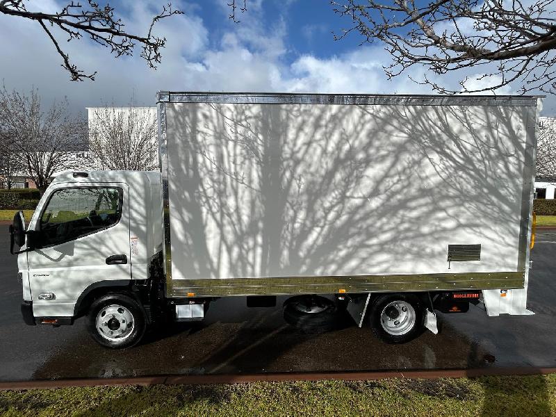 2025 Fuso 515 CANTER Pantech 