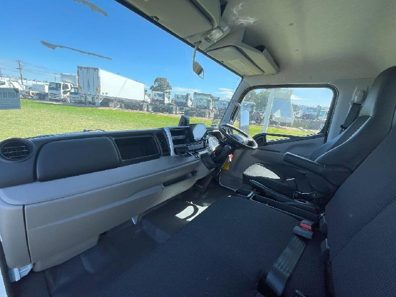 2025 Fuso Canter 815 Tipper 