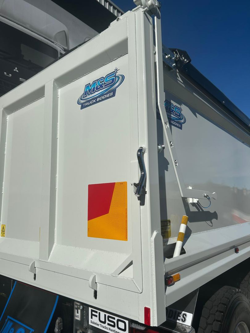 Velocity Truck Centers Australia