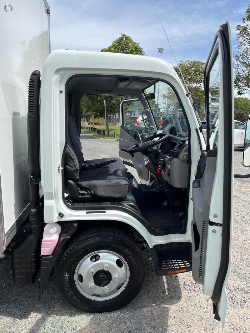 2024 Fuso Canter 515 Pantech ALLY PANTECH AND ROLLER DOOR 