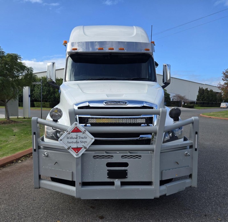 2021 Freightliner Cascadia 126 126 