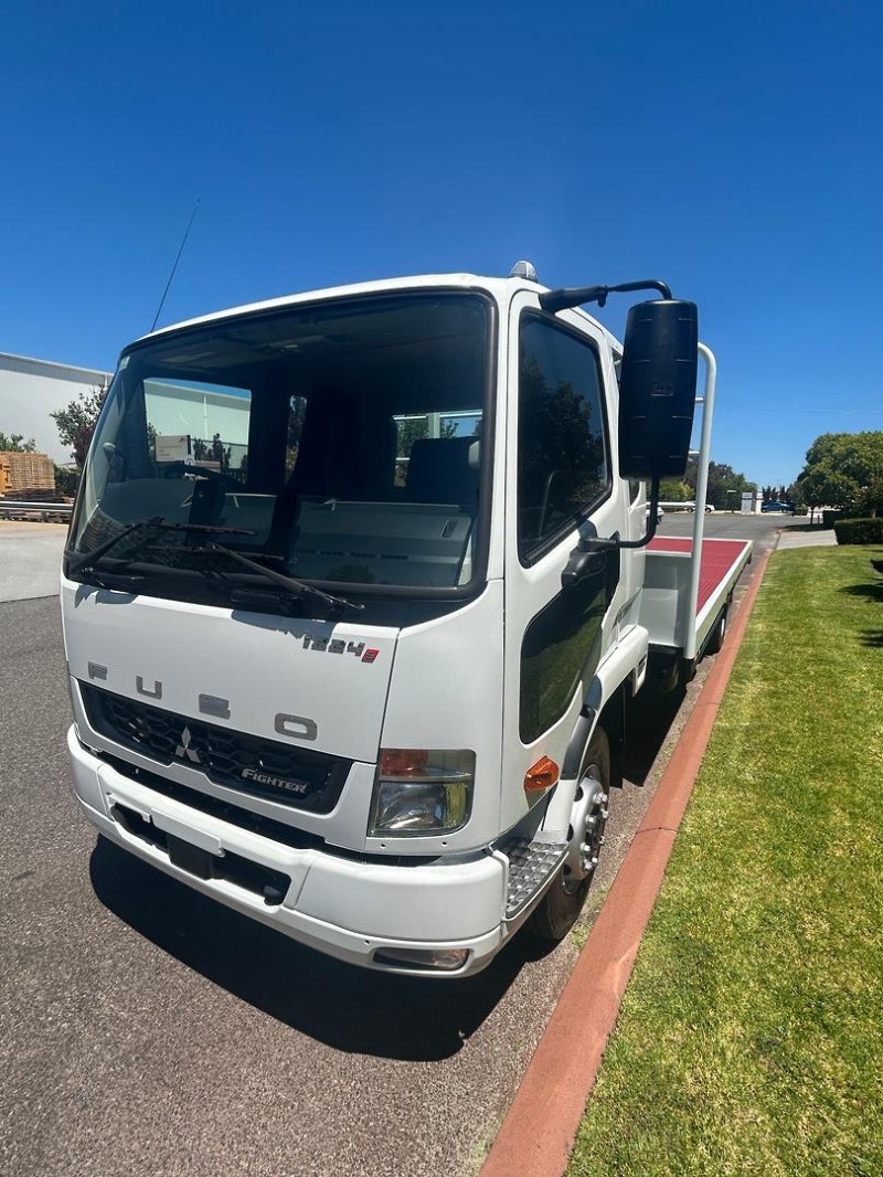 2025 Fuso Fighter 1224 Auto Traytop 