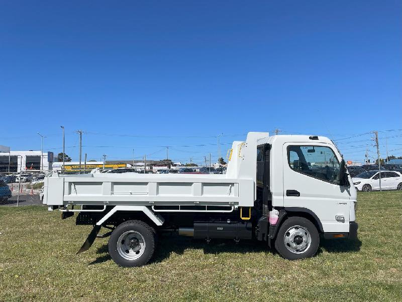 2025 Fuso Canter 815 Tipper 