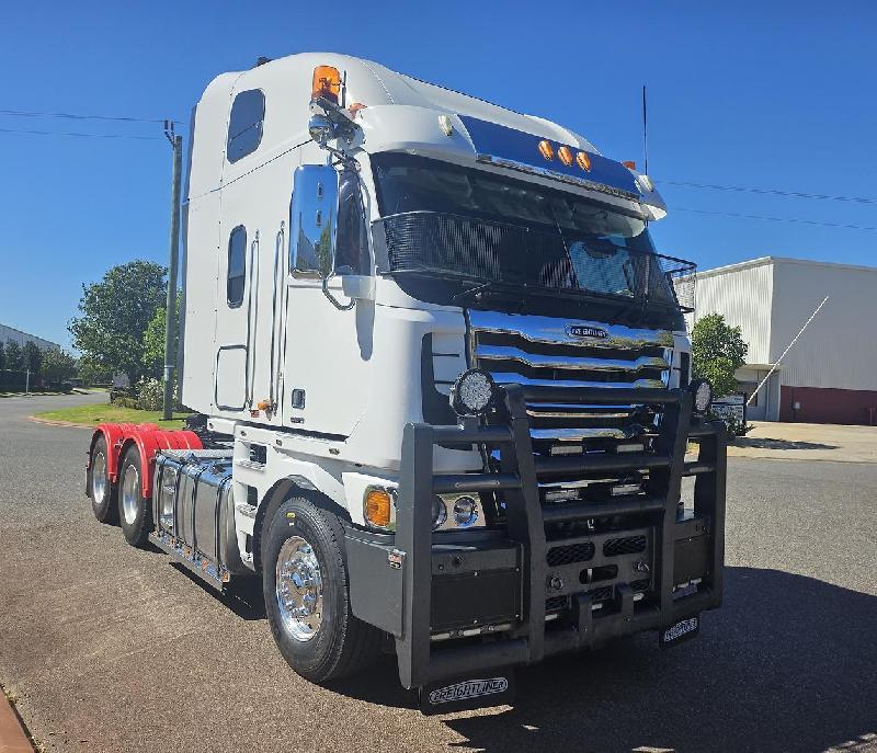 2013 Freightliner Argosy 110 FREIGHTLINER 