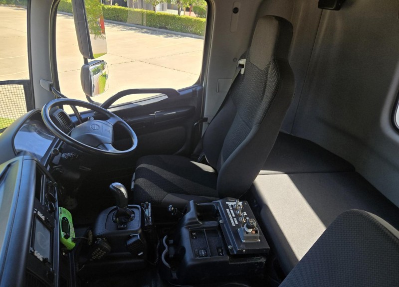 2015 Hino GS 700 Series HINO 2015 GS700 2848 SERIES HINO TIPPER EX SHIRE COUNCIL 