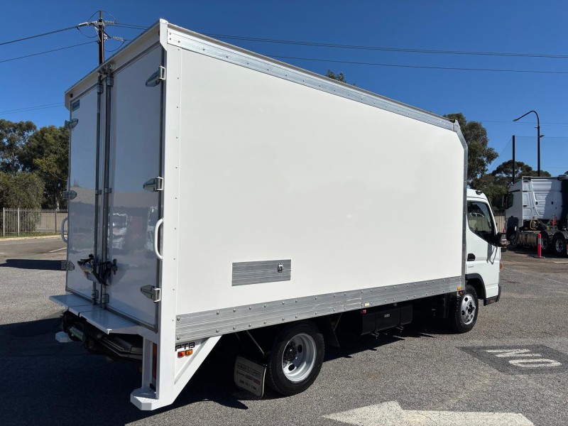 2020 Fuso Canter 515 Pantech with tuckaway tailgate lifter 