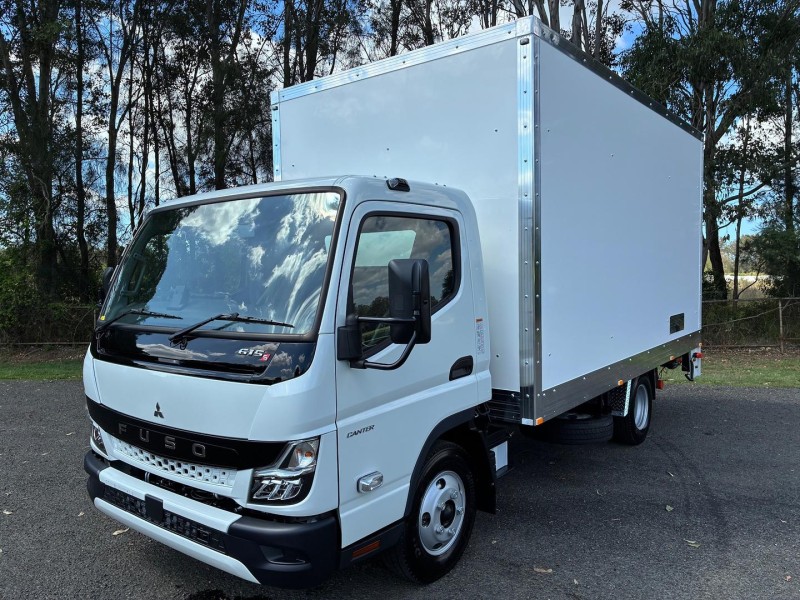 2025 Fuso Canter 615 Car or Light Truck Licence rating available 
