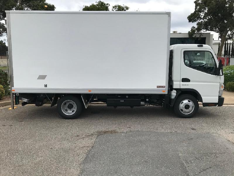 2023 Fuso Canter 515 